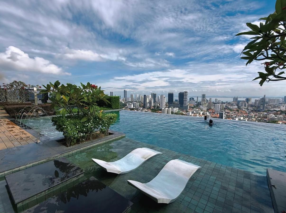 Beacon Executive Suites - Kek Lok Si View By IZ George Town Exterior foto