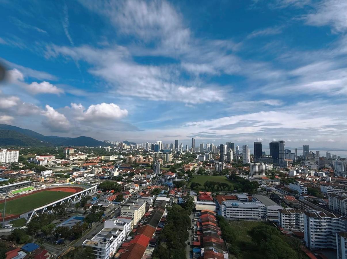 Beacon Executive Suites - Kek Lok Si View By IZ George Town Exterior foto